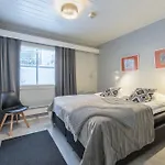 Kuukkeli Apartamento *