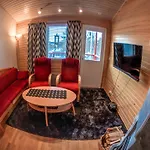 Kuukkeli Apartamento *