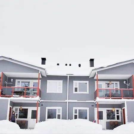 Kuukkeli Apartamento *