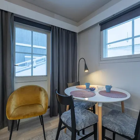 Kuukkeli Apartamento *