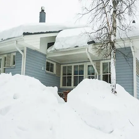 Kuukkeli Apartament *